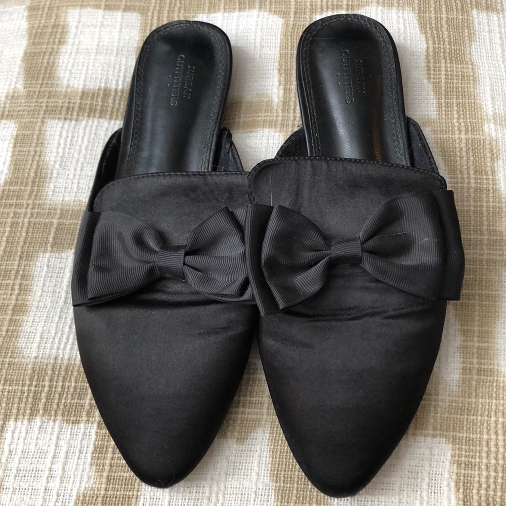 Urban Outfitters Black-Bow Mules
